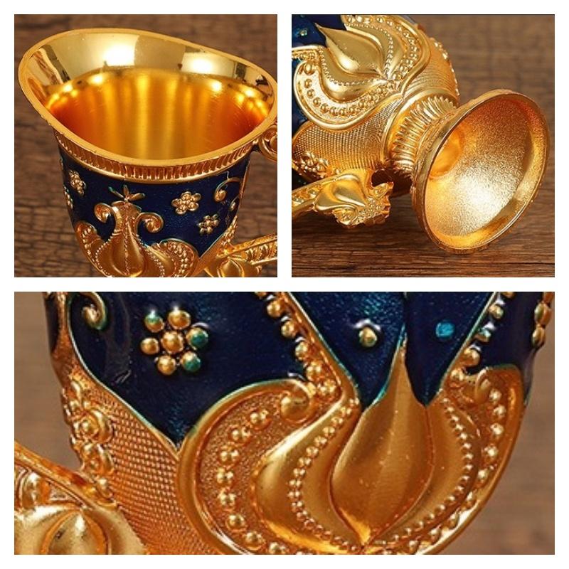 European Exquisite Handle Cup, Alloy Relief Mini Liqueur Tumbler, Portable Vintage Vodka Glass, Wine Cabinet Decorations, 1pcs