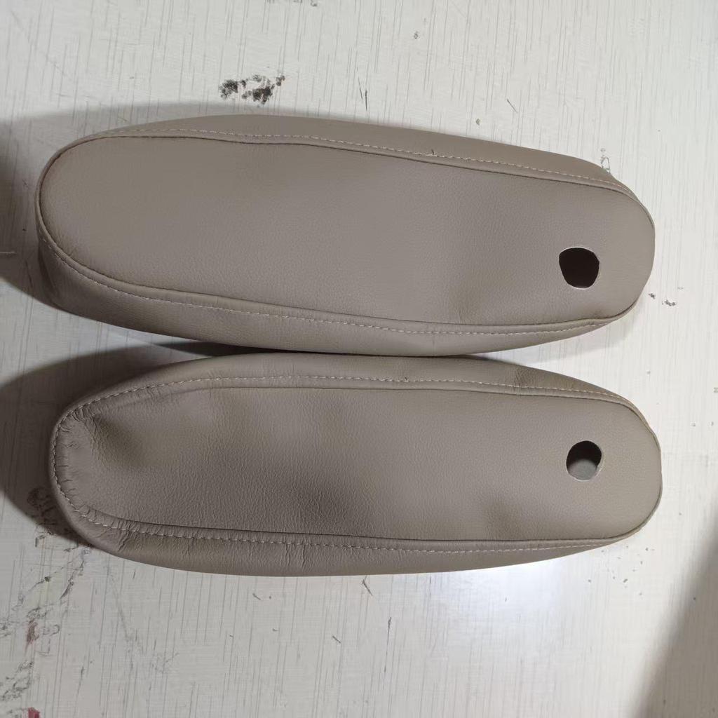 Toyota Highlander 2013-2019 Center Seat Armrest Leather Cover