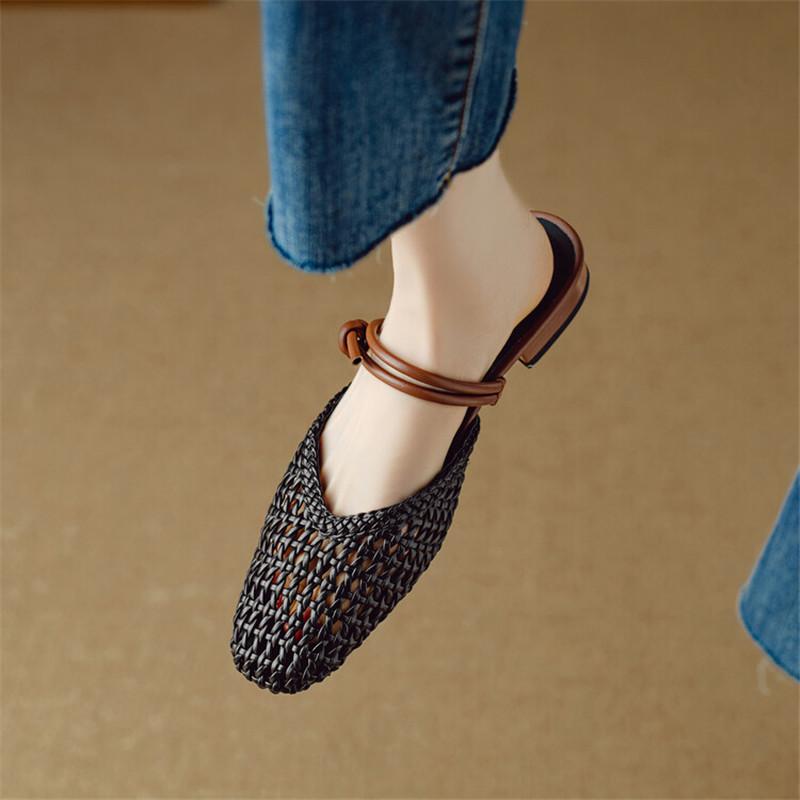 Fashion New Summer Sandals Shoes for Women Round Toe Sandals Fashionable Hollow Out Slippers Gladiator Shoes Women Low Heel Ladies Shoes