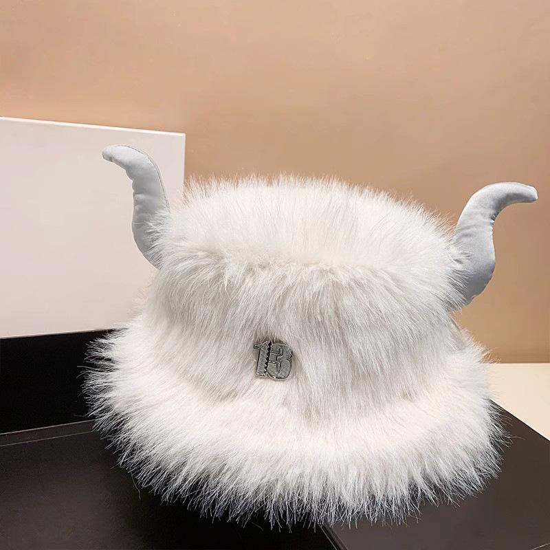 Mei Funny Bull Head Plush Lei Feng Hat, Women's Winter Warm Ear Protection, Windproof and Cold Riding Bull Devil King Hat