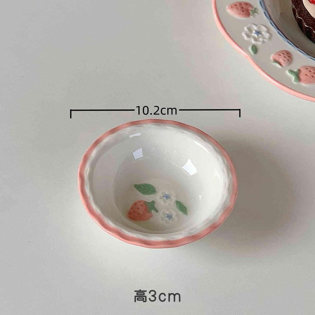 Underglaze Strawberry Relief Ceramic Tableware Household Rice Bowl Round Plate Oval Plates Taste Saucer Spoon Gift