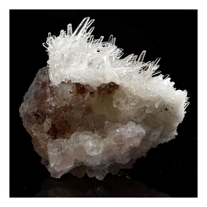 Pierres et Minéraux. Fluorite + Quartz. 3253.0 ct. Mundo Nuevo Mine, Huamachuco, Pérou.