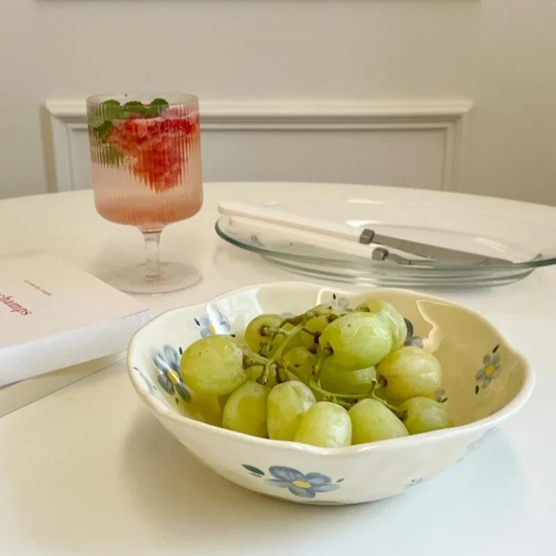 Ceramic Bowl Cream Yellow Handle By Hand Irregularity Fresh Cute Ceramic Salad Bowl Yoghurt Breakfast Bowl Hand-painted Flower