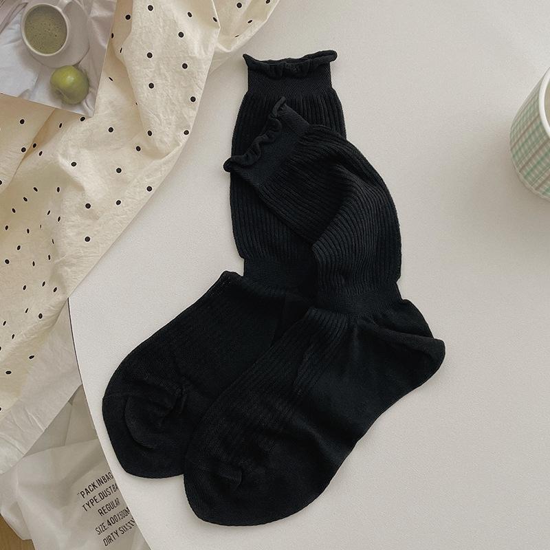 Women's Ballet-Style Japanese Mesh Socks: Sweat-Absorbent, Breathable, Ruffled Edge, Solid Color, Thin Slouch Style.