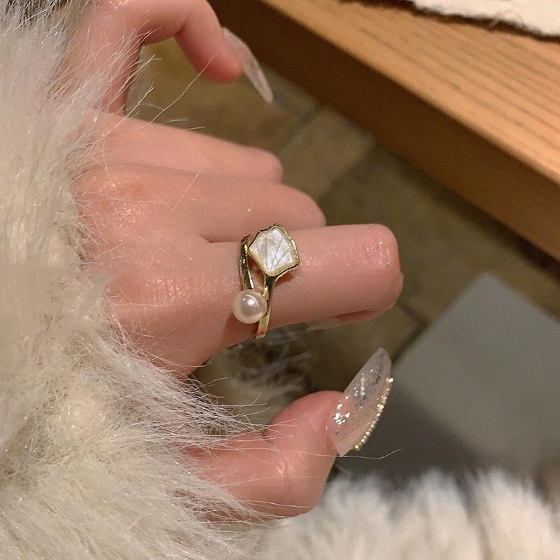 Geometric Butterfly Chic Ring For Women Fashionable Open Design Shell And Pearl Style