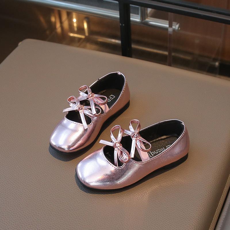 Children's leather shoes2026Autumn Korean-style girls' bow-tie silver flats, soft-soled, shallow-toe princess shoes for babies