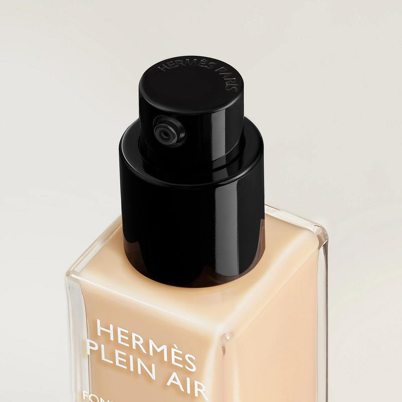 Hermes HERMESPlein Air Yingze Soft Light Liquid Foundation Lightweight Natural Matte 33942672 2026-#13C