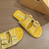 Beautiful Flat Sandals for Women To Wear In Summer 2025 New High-end Beach Flip-flops Sandals