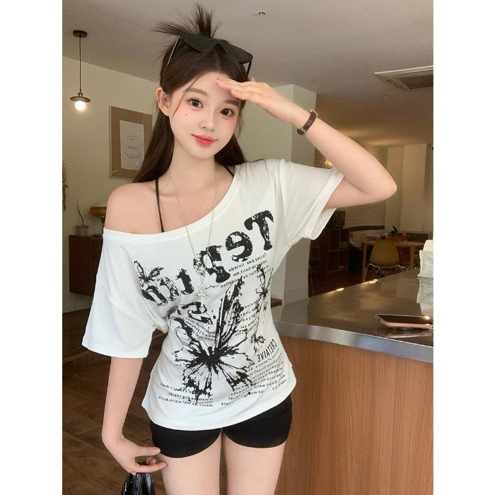 

Lazy casual off-shoulder short-sleeved T-shirt women s summer new Spice Girl waist pleated ins short top S белый