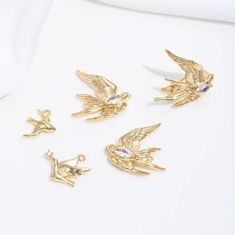A White Peace Dove-Shaped Metal Brooch—Simple Unique And Cute A White Dove Accessory Badge