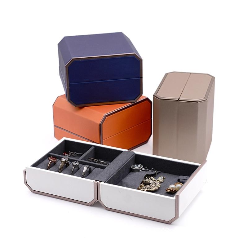 Mini Jewelry Organizer Durable Storage Box for Women Travel Display Holder Portable Necklace Travel Organizer for Women