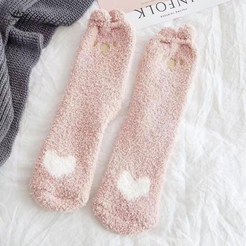 5 Pairs Thick Warm Mid-calf Socks for Womensmall Ear Flaps Socks for Home Autumn/Winter Coral Fleece Socks
