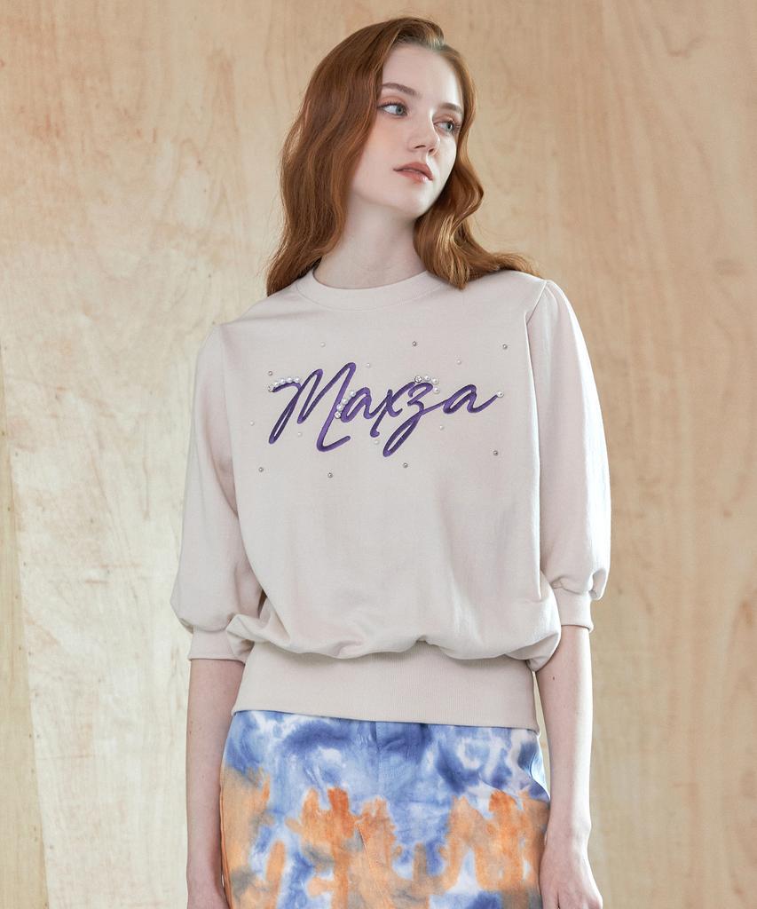 MAXZA Lettering Pearl Stud Point Sweatshirt