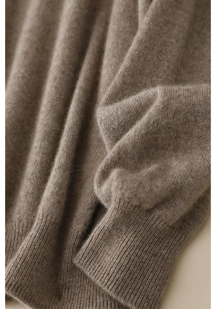 Baby Cashmere Seamless Slim Fit Half-High Neck Sweater