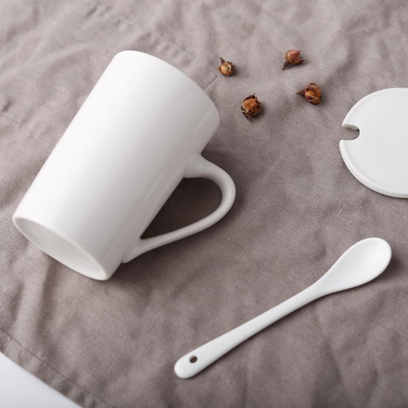 White Household Ceramic Cup Set 350ml Nordic Women New Simple Handle Couple Tea Mugs with Scoop and Lid Solid Office Coffee Cup