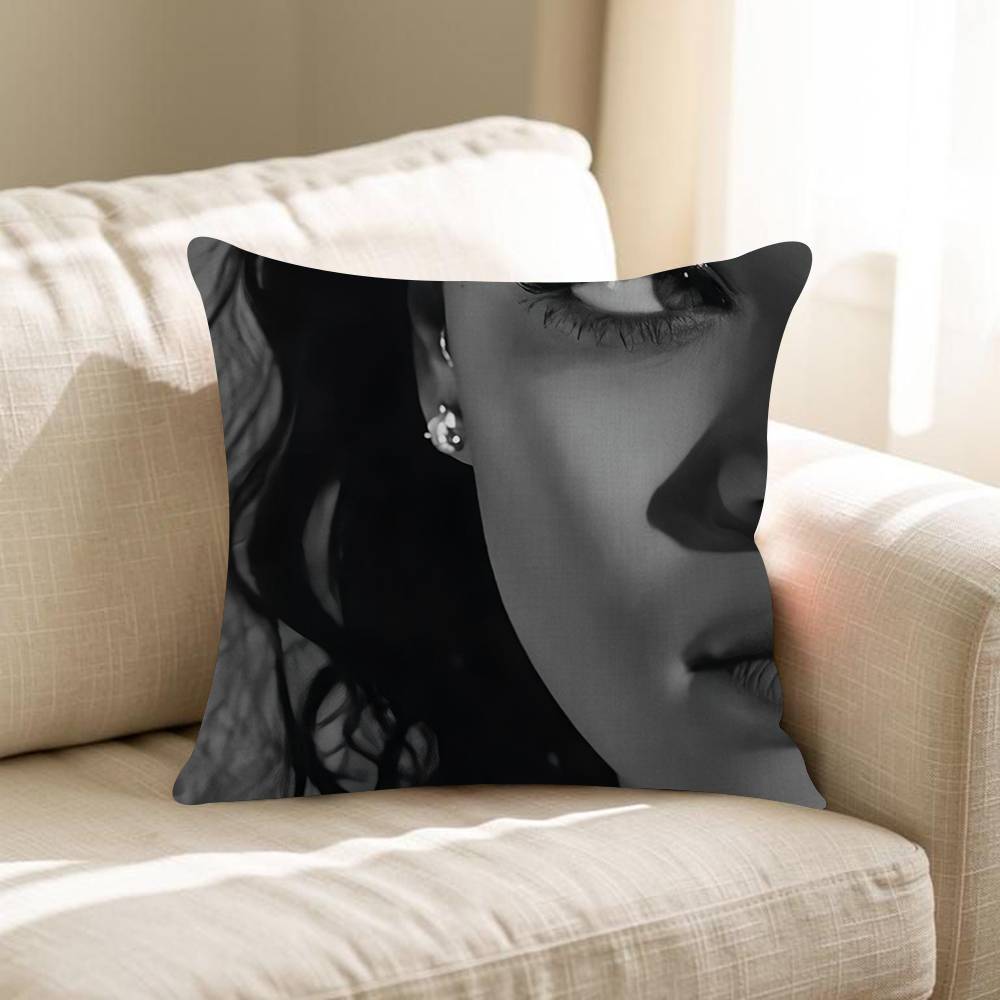 Hot Singer RRihannas 4545cm Cushion Cover Pillow Cover Decor Pillowcase Home Pillowcase For Couch Pillow
