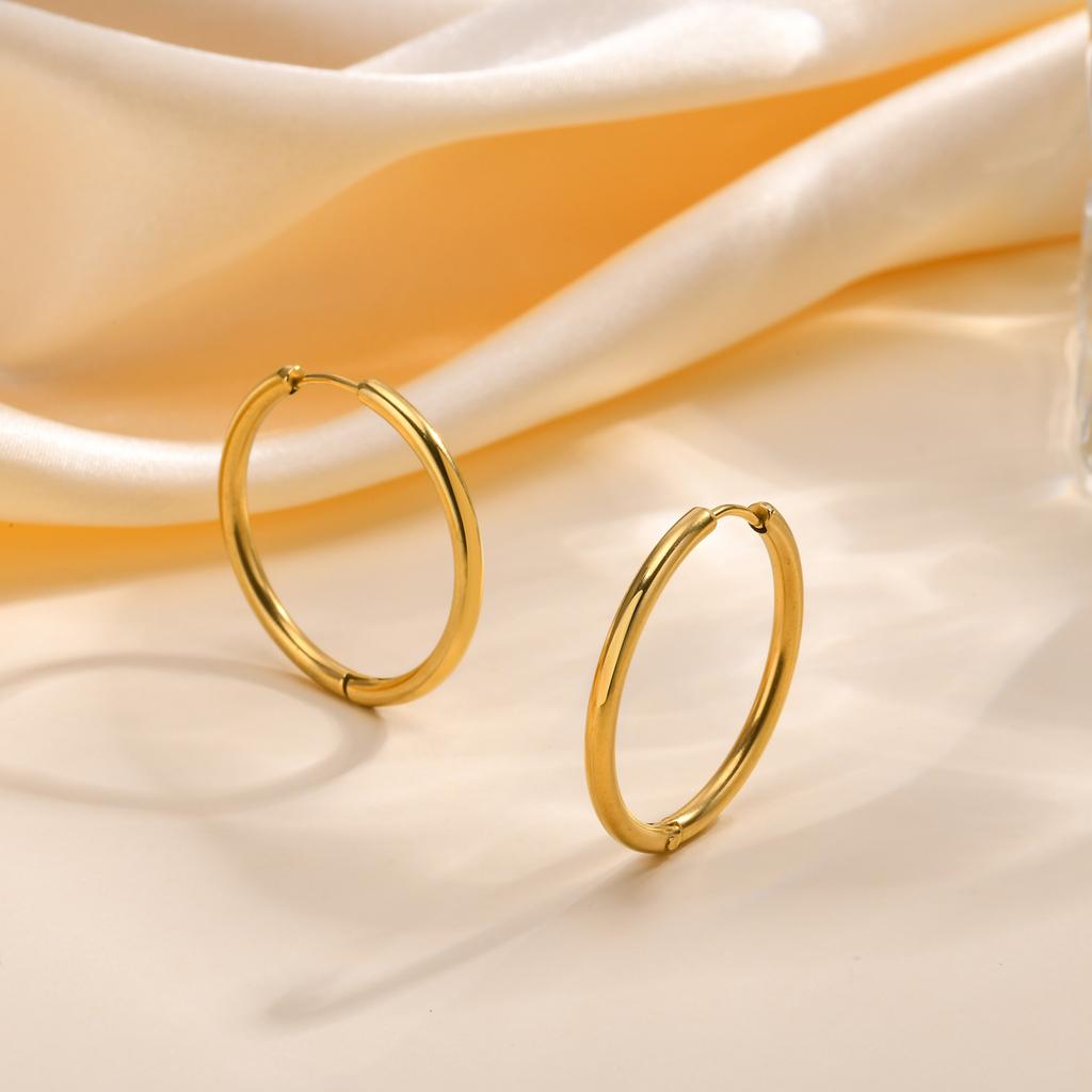 Women Girls Dainty 11mm/20mm/25mm/30mm Hoop Earrings, Chic Anti Allergy Simple Round Minimalist Stainless Steel Huggies Earring
