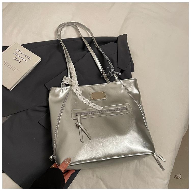 Trendy Solid Color Fashion Handbag Women's 2025 New Simple Texture Underarm Bag Niche Versatile Shoulder Bag