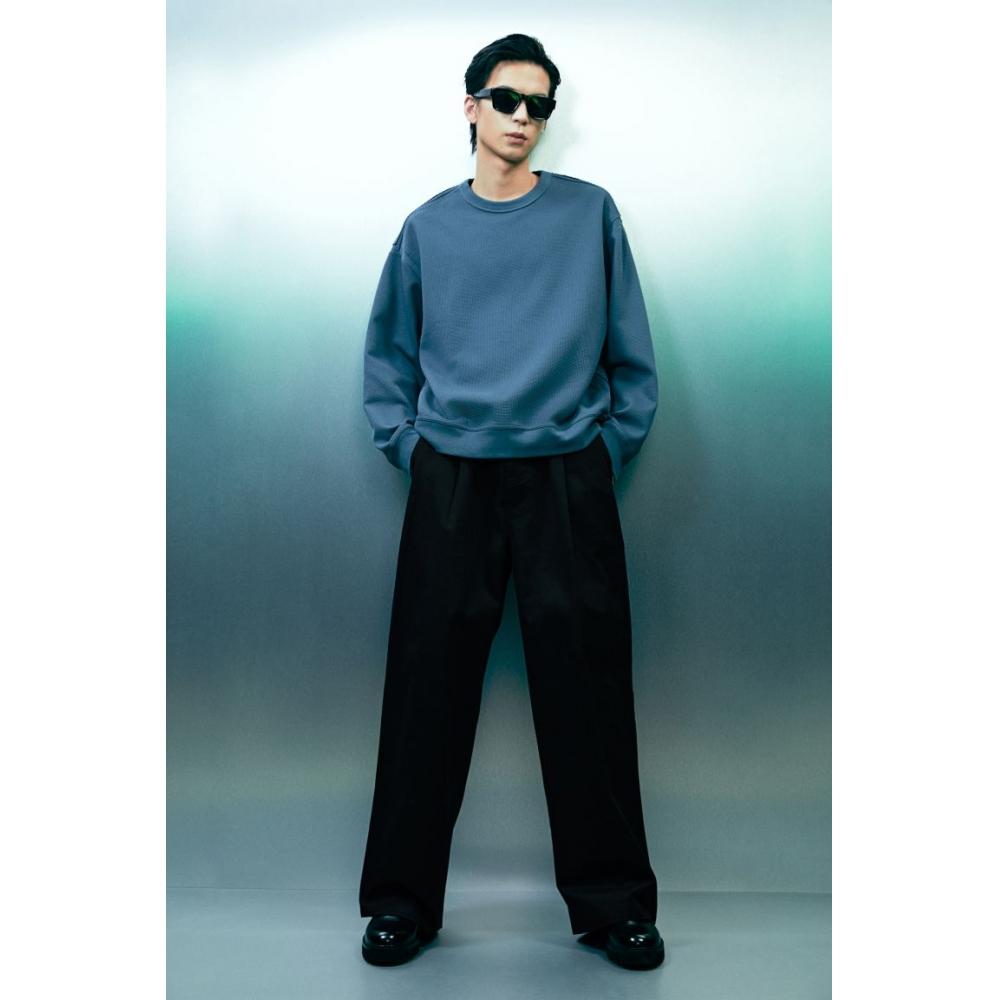 

Брюки HM Twill свободного кроя черного цвета XS