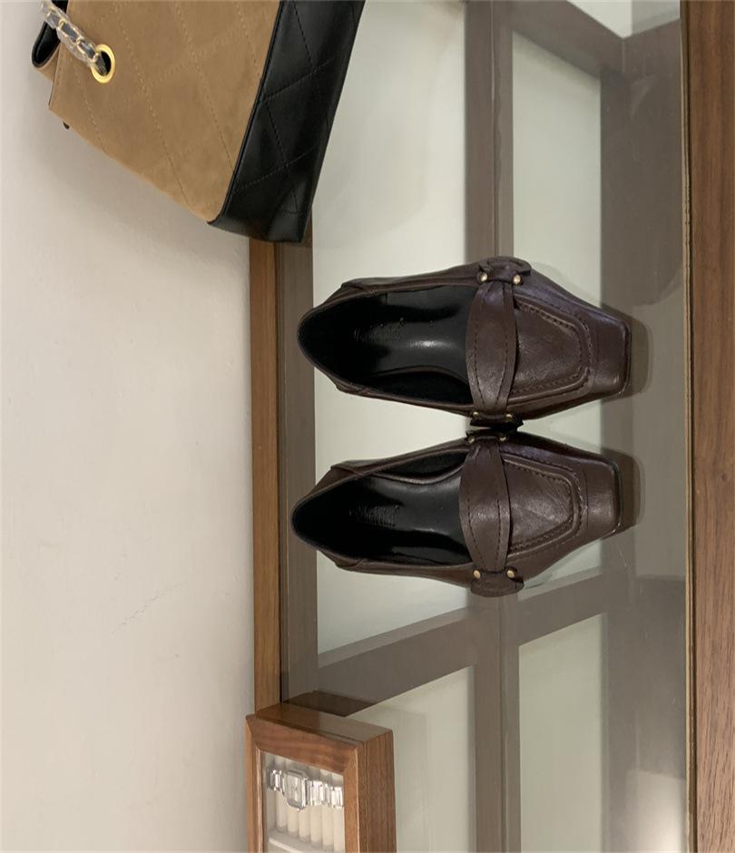 

2025 autumn new square head bow single shoes women s light mouth thick heel retro high heels women s fashion work shoes 39 темно-коричневого