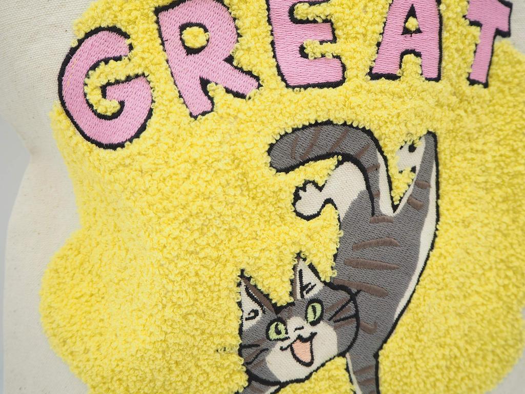 Kumamine Embroidered Tote Bag, Telephone Cat, GREAT