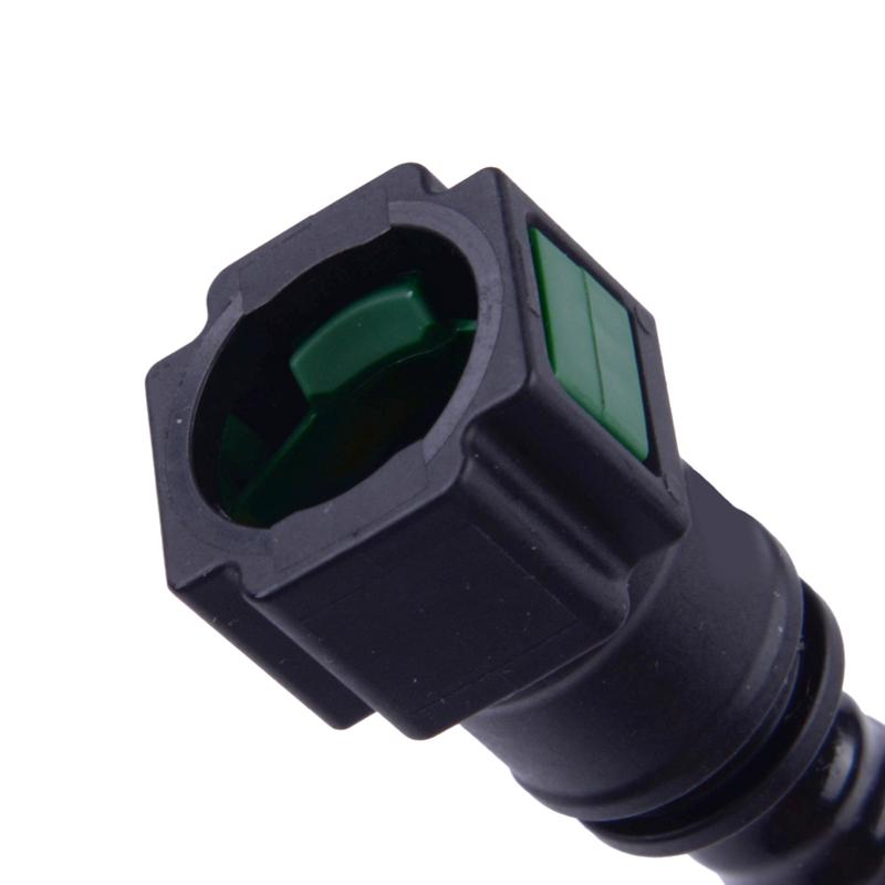 Engine Reservoir Water Hose Black Plastic LR146301 LR035630 LR034645 LR081660 Fit for Land Rover Range Rover Defender Discovery