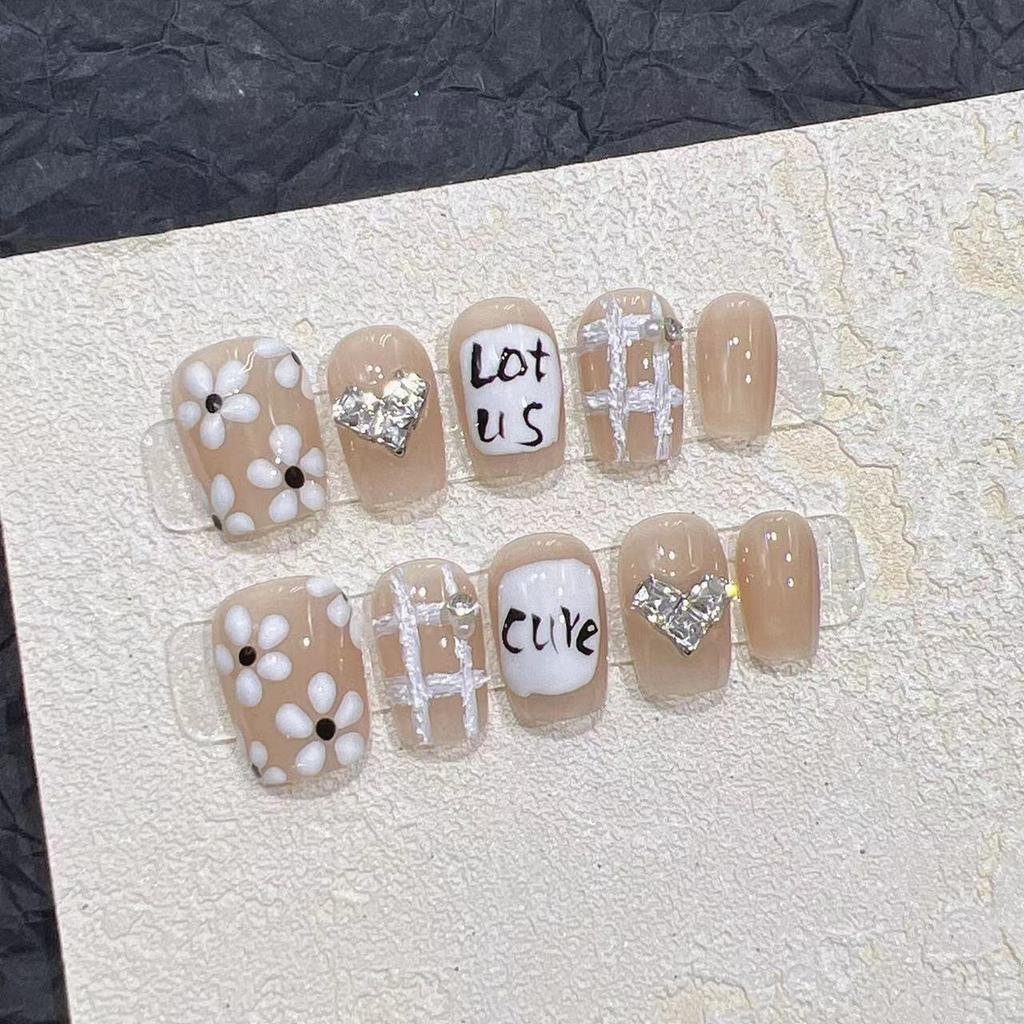 Wearing Nail Handmade Manicure Finished Product Fake Nail Patch White Gypsum Hand-painted Small Flower Burst Love Diamond
