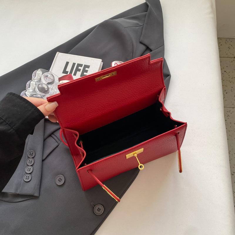 Nová klasická červená svatební ruční taška přes rameno s křížením pro ženy