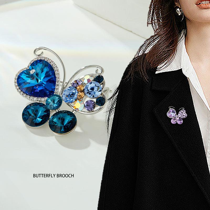 Light Luxury High-End Crystal Butterfly Brooch Female Sweet And Cute Insect Corsage Fashion Exquisite Autumn And Winter Pin