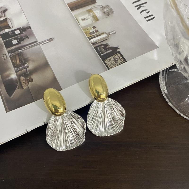Fashion Gold  Color Big Metal Shell Drop Earrings For Women Geometric Irregular Vintage Simple Earrigns Jewelry Party Gift