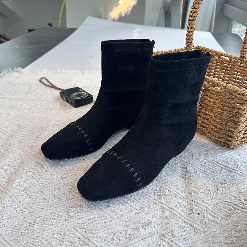 

2025 Women s French Retro Suede Ankle Boots: New Winter Chunky Heel Slimming Martin Boots Size 38