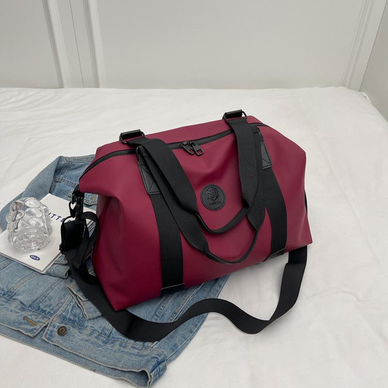 Women's 2025 Lightweight Large-Capacity Travel Fitness Handbag