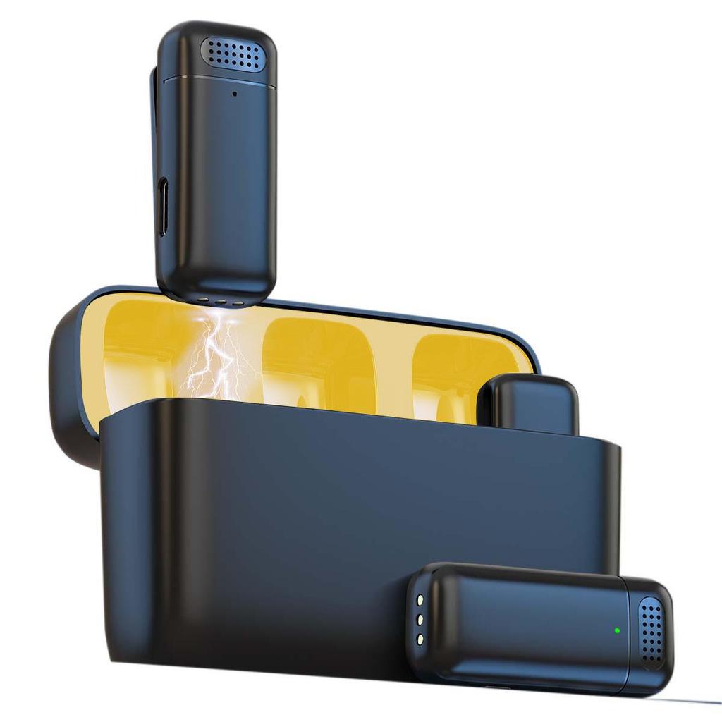 Dual Wireless Clip-On Microphone for Mobile Live Broadcasts