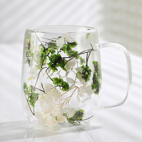 Double-Wall Dried Flower Glass Mug with Handle 350ml Borosilicate Glass Coffee Cup for Hot Cold Drinks Heat-Resistant Clear Unique Gift for