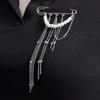 Retro White Imitation Pearl Tassel Chain Brooches for Men Women Fashion Creative Metal Beads Adjustable Clothes Bag Pins Jewelry