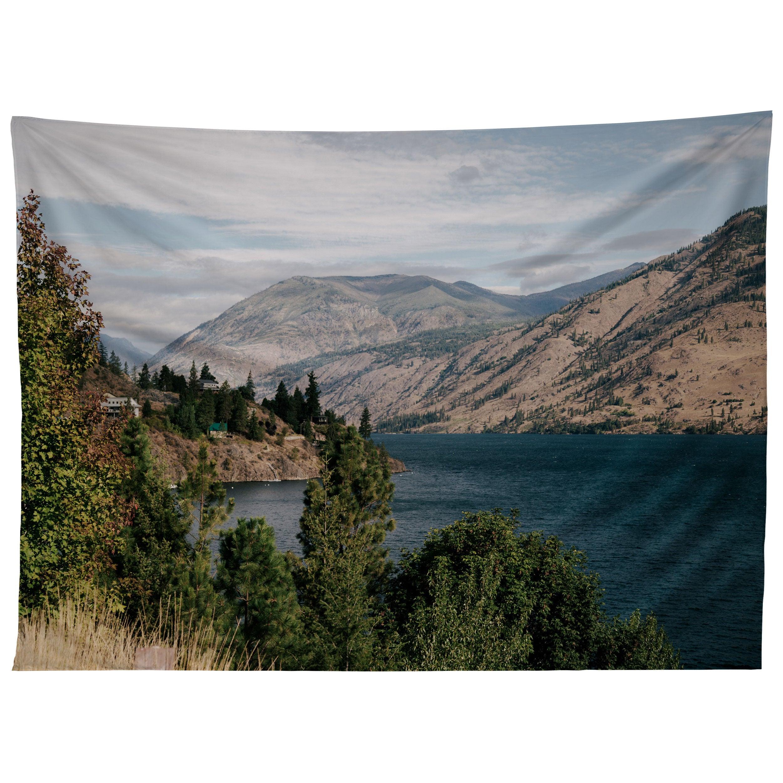 LAKE CHELAN tapestry 75x100