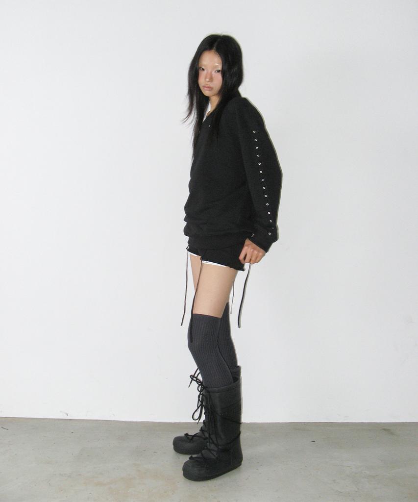 Sailpeulei One Shoulder Eyelet Sweatshirts / Black
