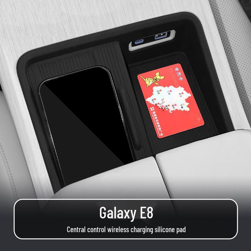 Galaxy E8 Mittelkonsole Kabelloses Laden Silikonpad - Rutschfeste Autoaufbewahrung & Innendekoration