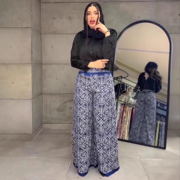 

2025 Autumn European & American Elegant Two-Piece: Fashion Top + Wide-Leg Pants Medium