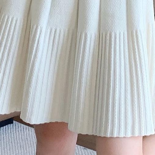 Women's Knit Mini Skirt Spring and Autumn High-waist Pleated Skater Skirt Knit Short Skirt