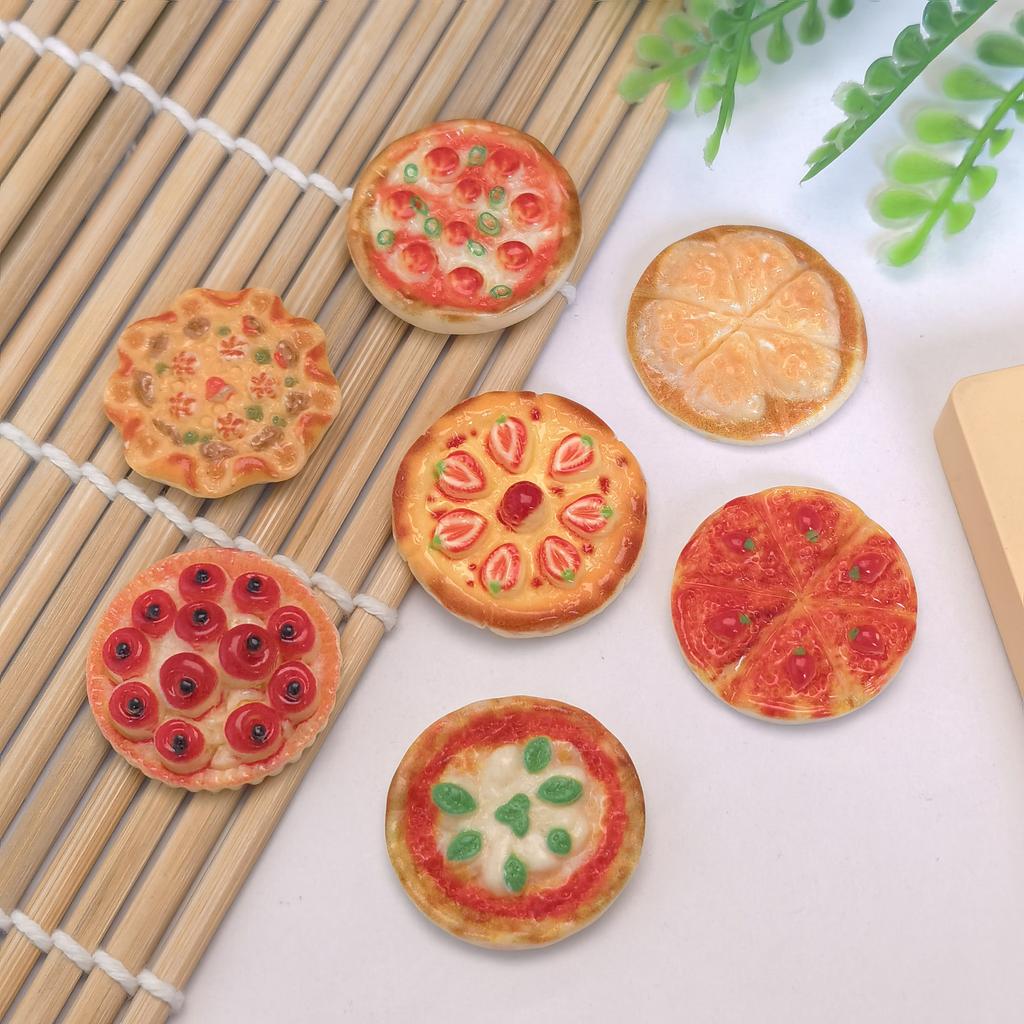100Pcs Simulation Cute Pizza Resin Flatback Cabochon Scrapbooking Embellishment Phone Decor DIY Decoration Mini Food Crafts