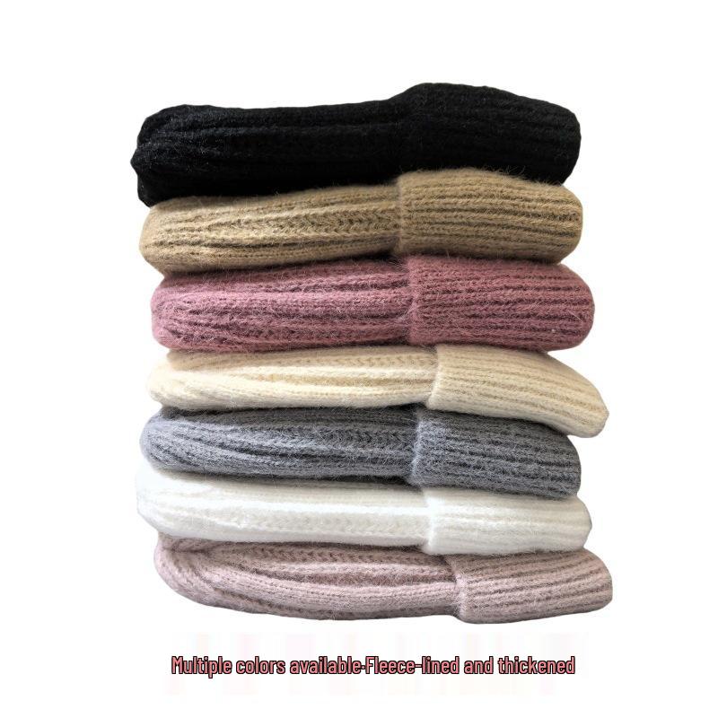 Women's Korean-Style Knitted Beanie: Warm, Thick & Versatile Hat with Ear Protection for Autumn/Winter.