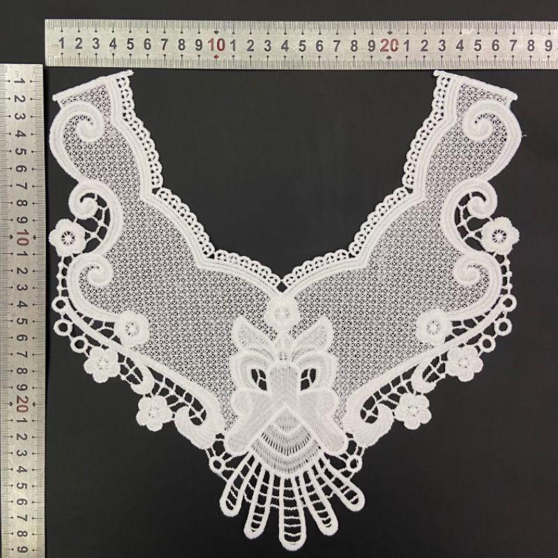 Mercerized Silk Lace Collar with 3D Embroidered Brooch