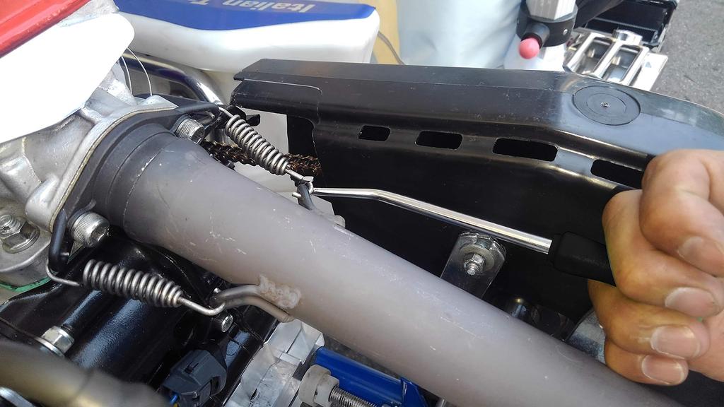 TONE Tension Spring Hook Black TSH-165