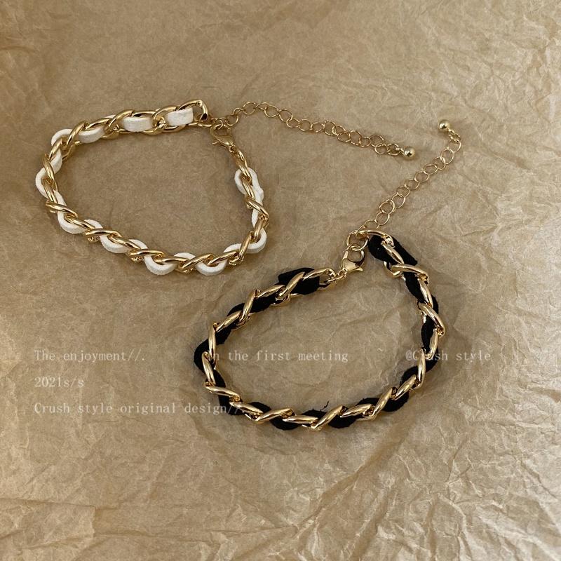 Bracciale in oro fresco Cintura intrecciata nera Bracciale a catena Accessori per gioielli da donna