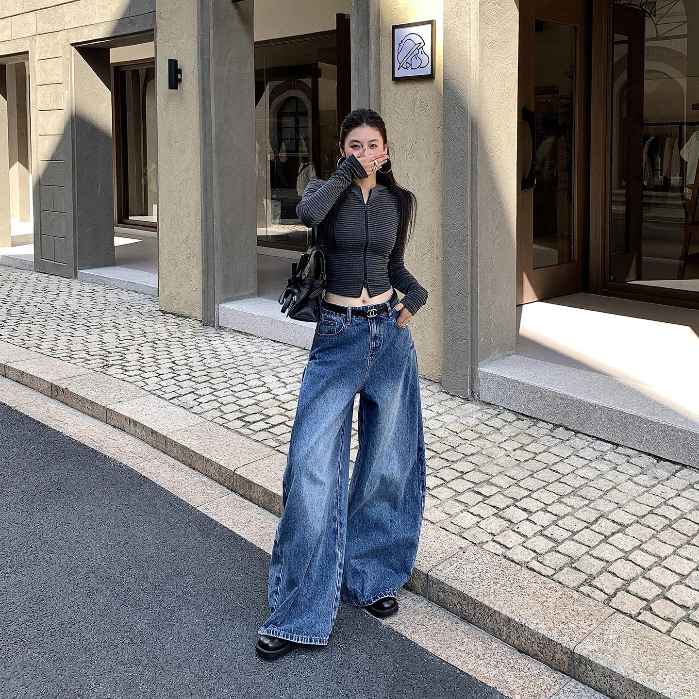 

Women s High-Waisted Wide-Leg Straight Jeans - Autumn/Winter 2025 Collection XS