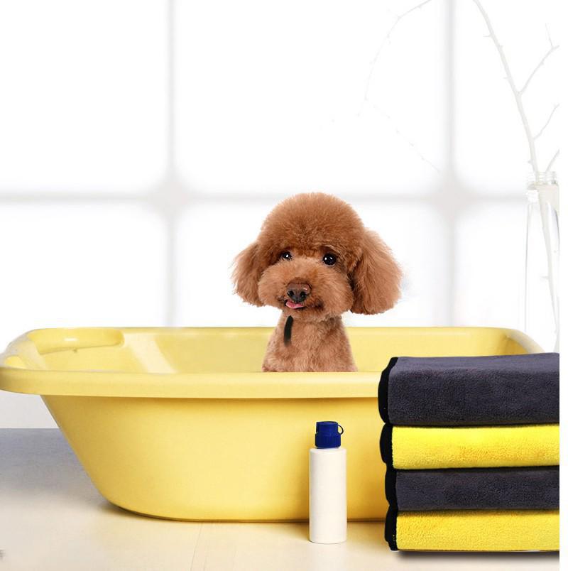 Soft Absorbent Coral Fleece Pet Bath Towel for Dogs and Cats