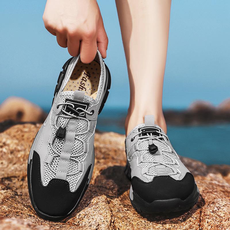 Spring and Summer Outdoor Hiking Shoes Mesh Casual Sports Travel Shoes Hiking Lightweight Breathable Shoes Breathable Mesh Men's Shoes