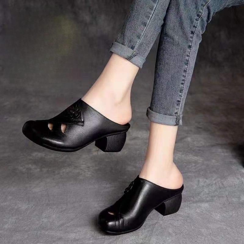 Fashion New Brown Black Retro Women Slippers Soft Shoes Close Toe High Heels Slides Black Mules Flip Flops for Summer Medium Heel Slides