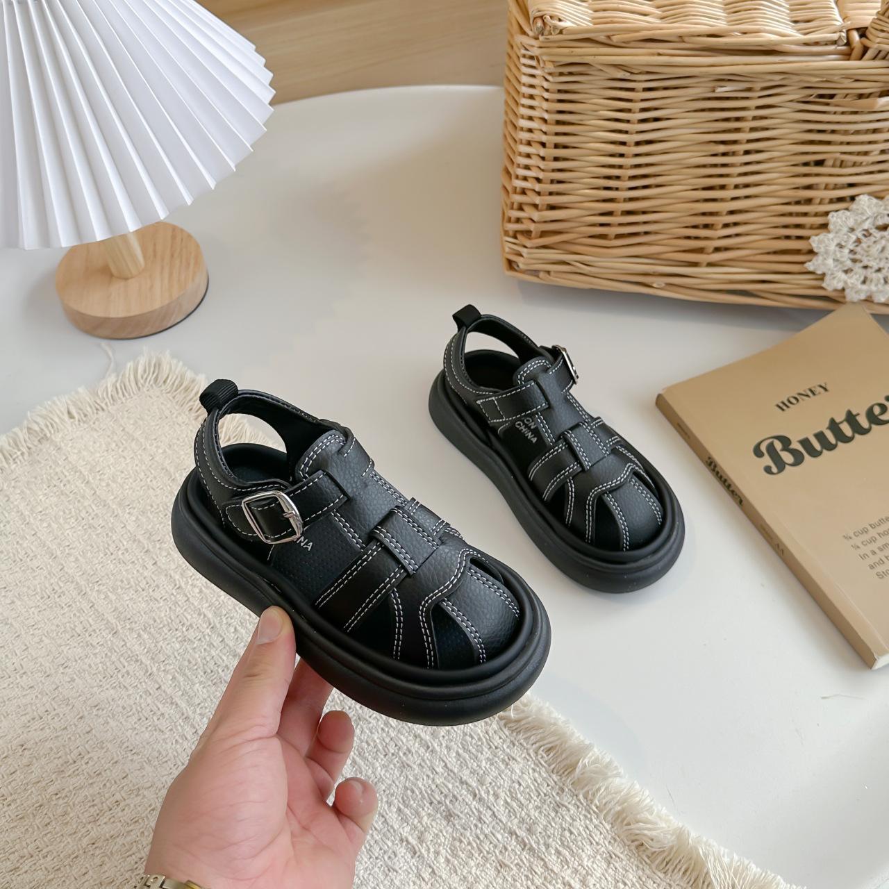 

Children Summer Sports Sandals Breathable Closed Toe Fashion Beach Shoes Soft Sole for Boys Girls Size 30 чорний